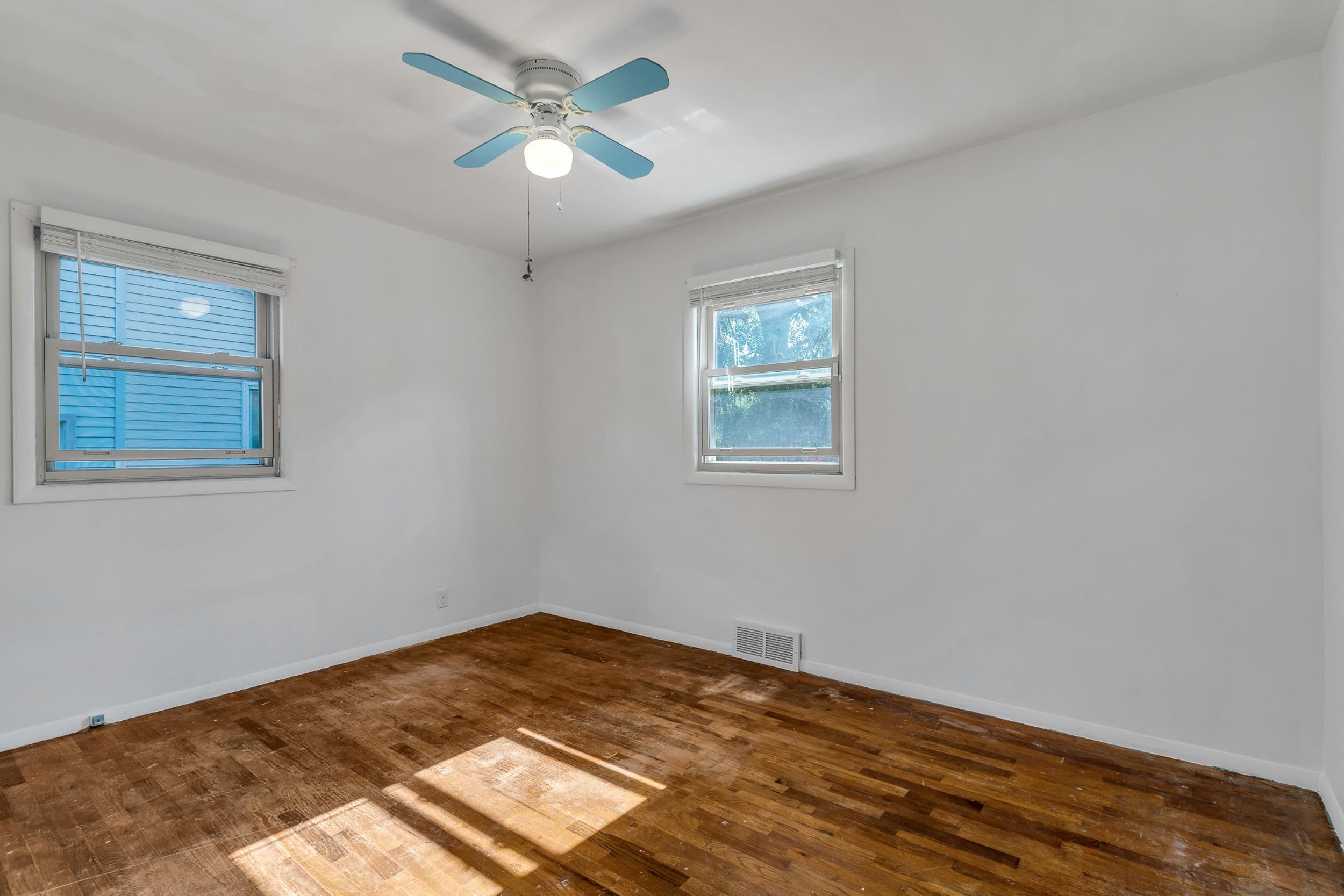 3101 Miller Road Flint, MI 48503 - Photo 26 of 30 50154896-b1004a92-6a0a-450e-ab19-25c88f5997f4.JPG