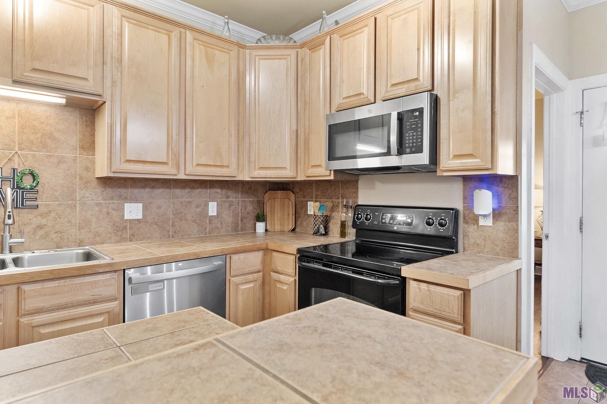 809 Summer Breeze Drive, Unit 401 Baton Rouge, LA 70810 - Photo 12 of 31 Gallery Image 12