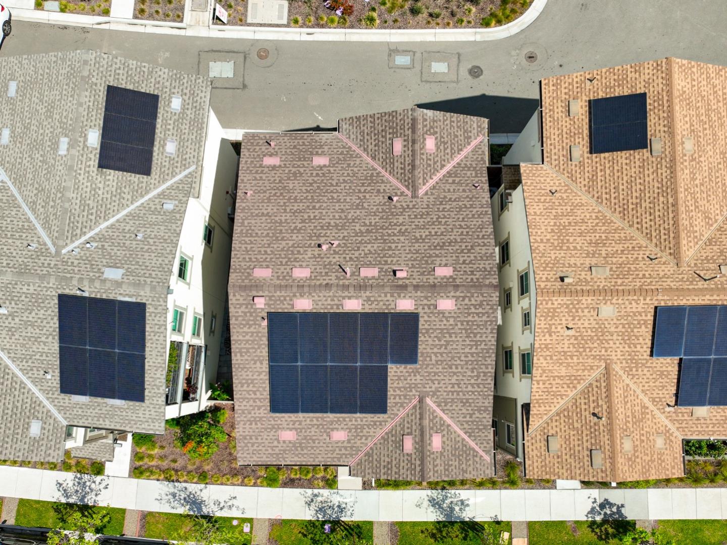 9683 Seawind Way Newark, CA 94560 - Photo 13 of 13 a front view of a house with garden