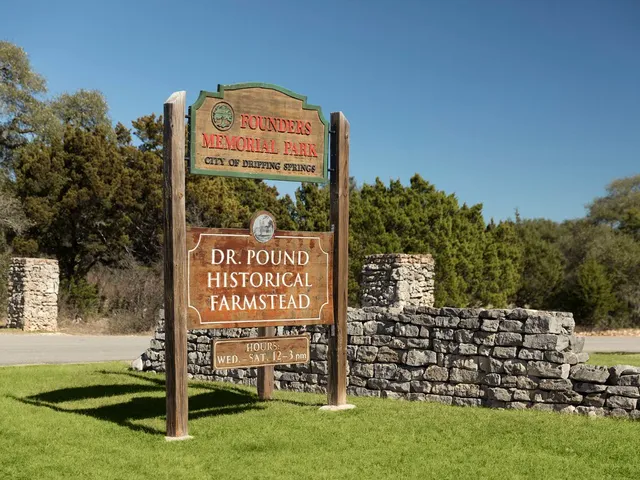 $388,935 | 478 El Capitan Loop, Dripping Springs, TX 78620