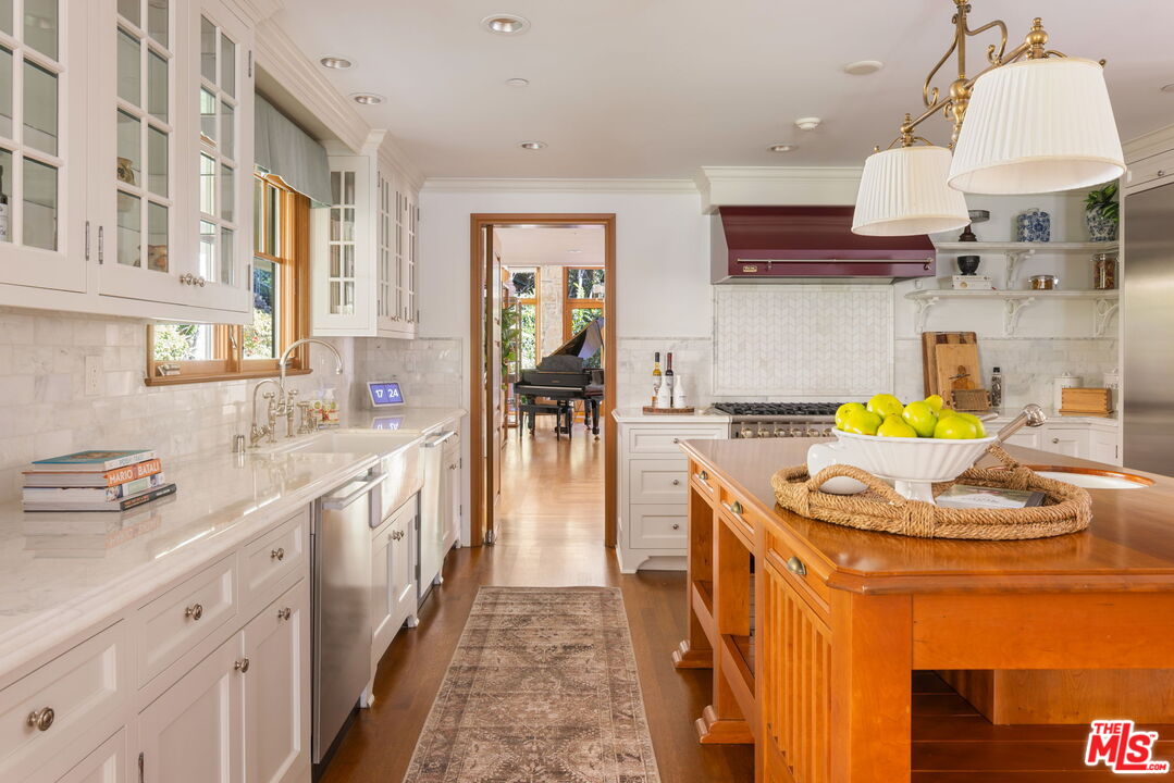 850 Stone Canyon Road Los Angeles, CA 90077 - Photo 14 of 62