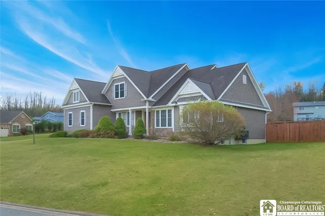 $475,000 | 945 Pewter Rock, Busti, NY 14750