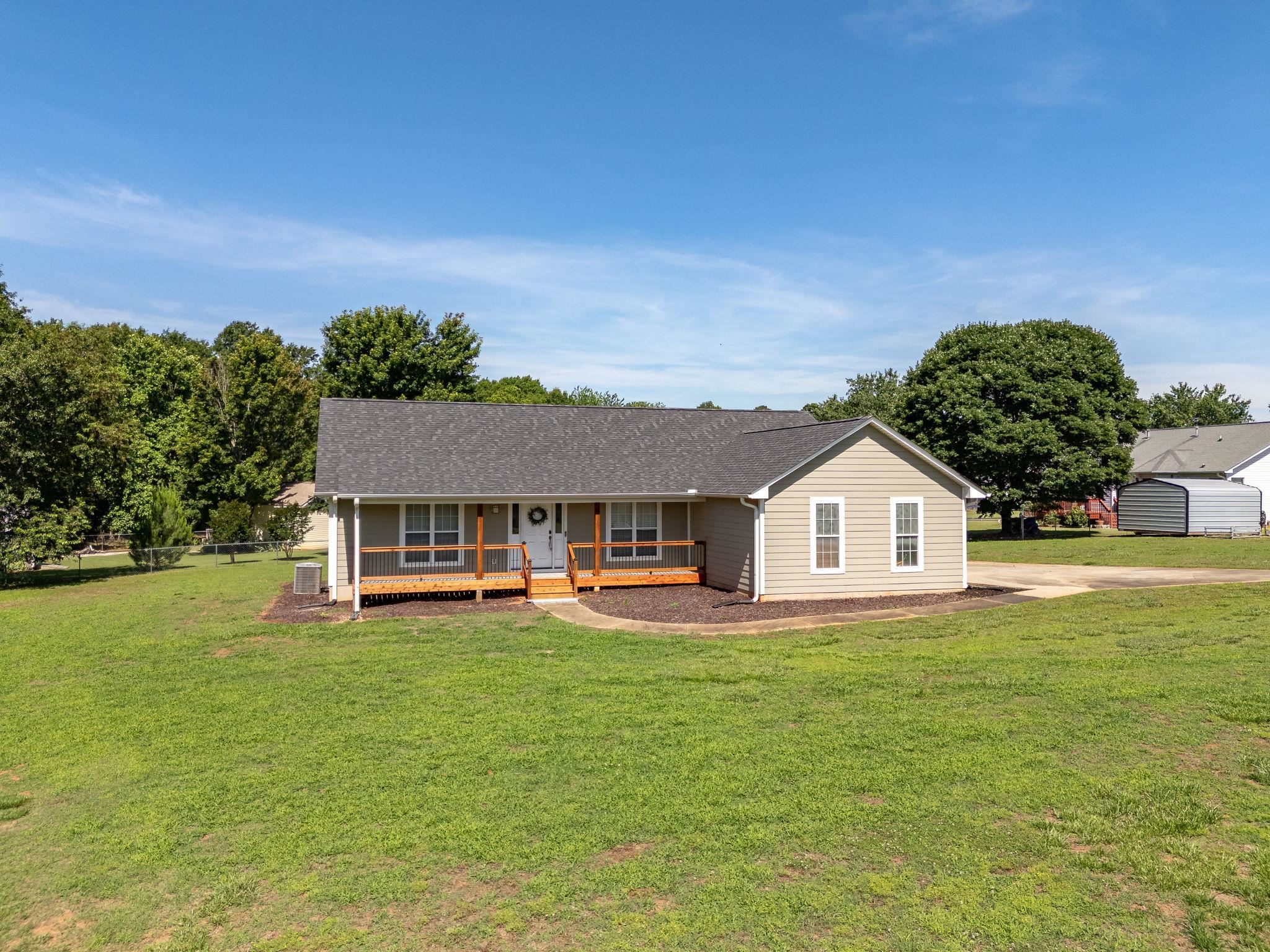 310 Timothy Paul Drive Lyman, SC 29365 - Photo 5 of 38