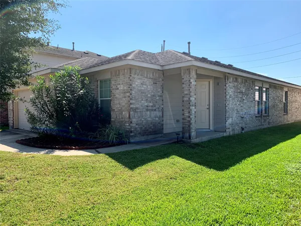 $1,895 | 20519 Lantern Springs Lane, Cypress, TX 77433
