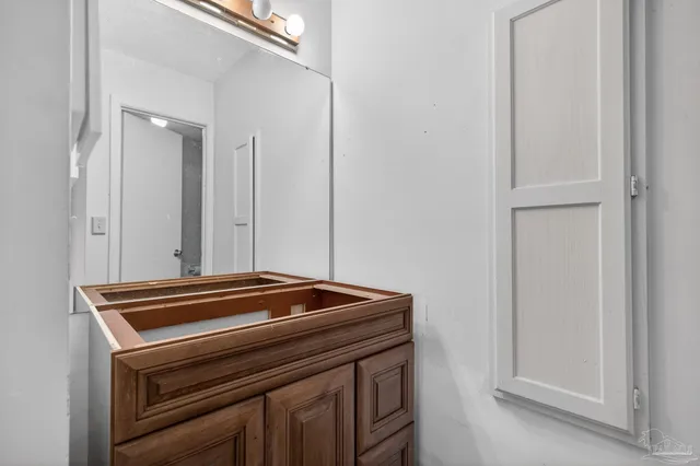 $120,000 | 5001 Grande Drive, Unit 512, Pensacola, FL 32504