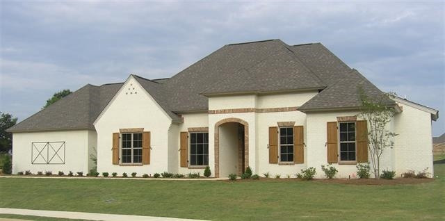 102 Freeland Lane Clinton, MS 39056 - Photo 1 of 15 Photo 1