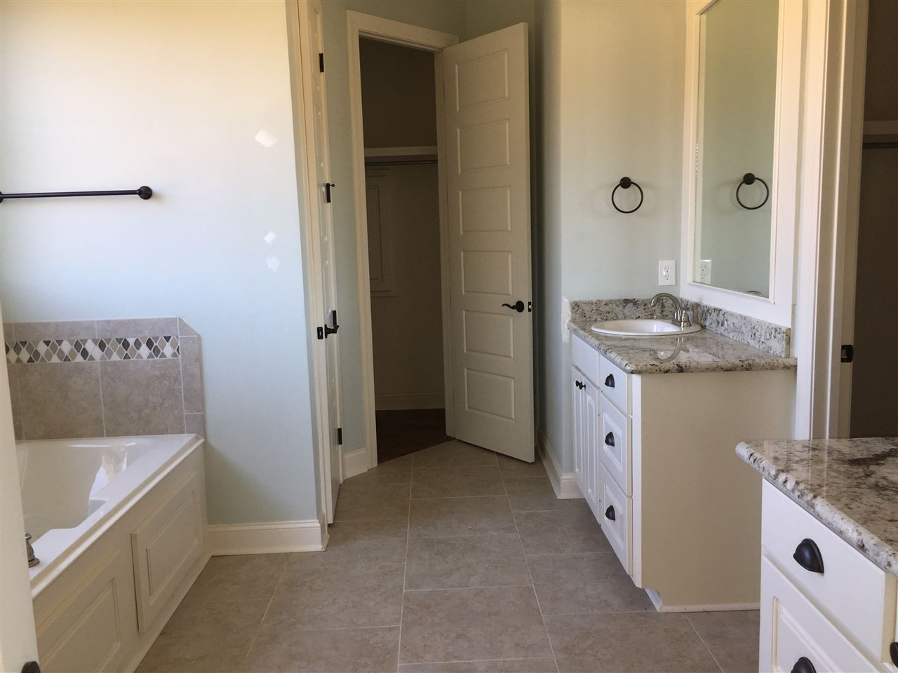 102 Freeland Lane Clinton, MS 39056 - Photo 9 of 15 Photo 9