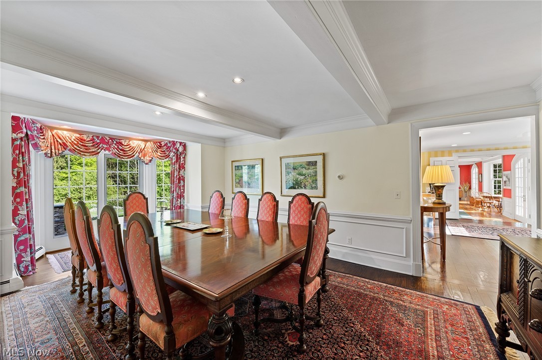 2565 Som Center Road Hunting Valley, OH 44022 - Photo 7 of 28 Expansive dining room for entertaining