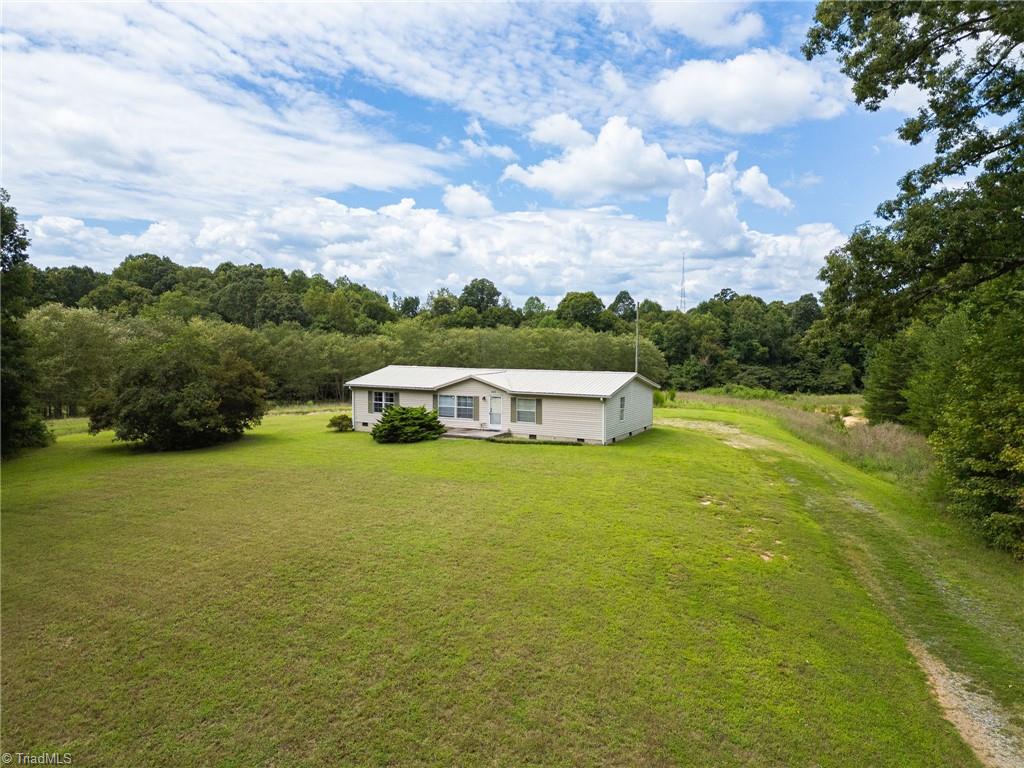 968 Thomas Road Lexington, NC 27295 - Photo 1 of 37 Gallery Image 1
