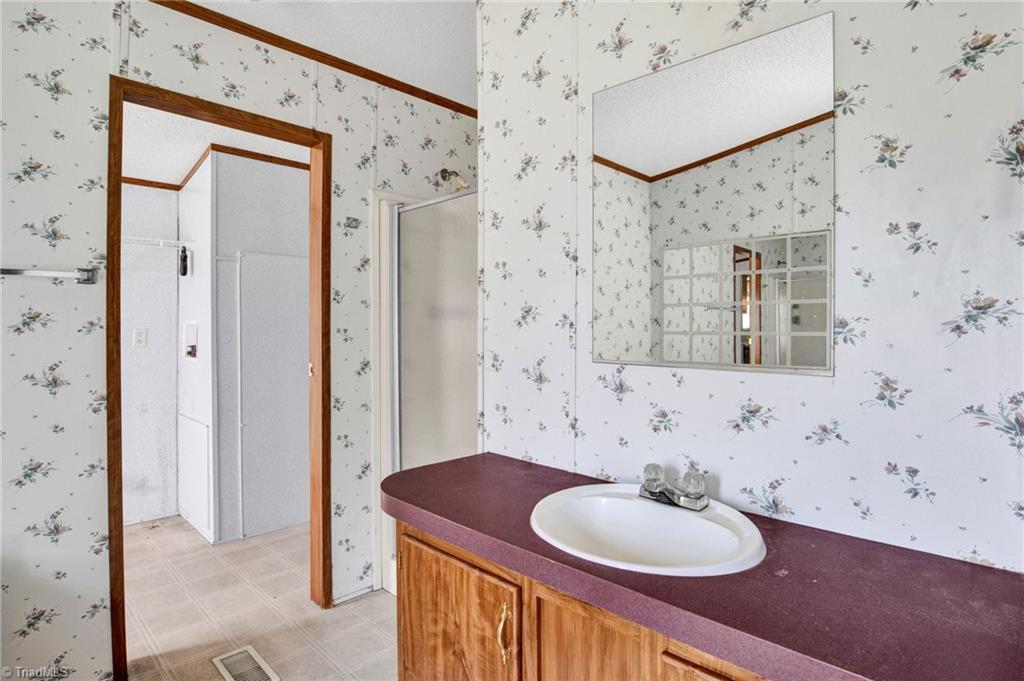 968 Thomas Road Lexington, NC 27295 - Photo 21 of 37 Gallery Image 21