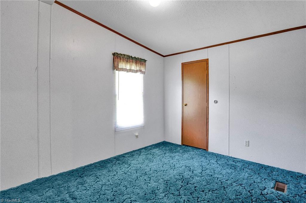 968 Thomas Road Lexington, NC 27295 - Photo 23 of 37 Gallery Image 23