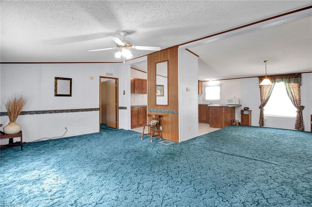 968 Thomas Road Lexington, NC 27295 - Photo 6 of 37 Gallery Image 6