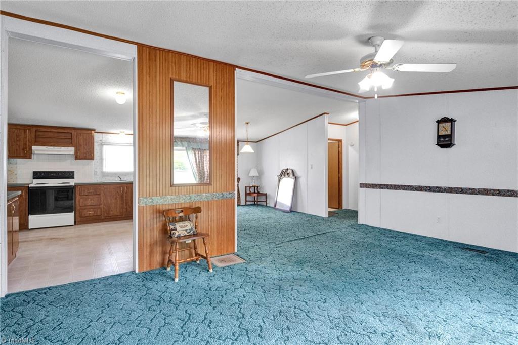 968 Thomas Road Lexington, NC 27295 - Photo 7 of 37 Gallery Image 7