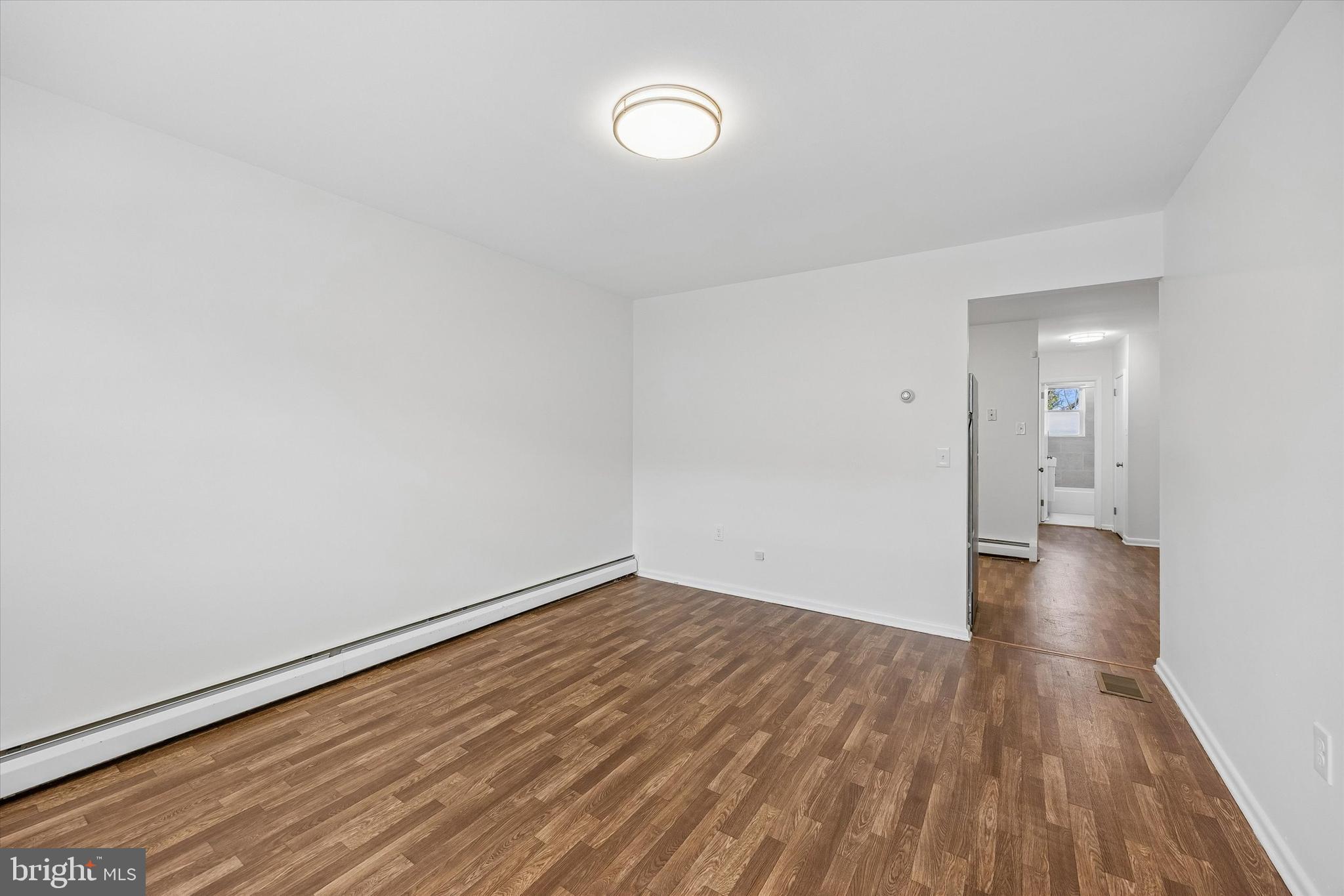 362 Ripka Street Philadelphia, PA 19128 - Photo 3 of 15