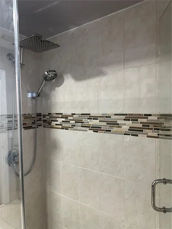 $4,000 | 15981 Southwest 54th Terrace, Miami, FL 33185