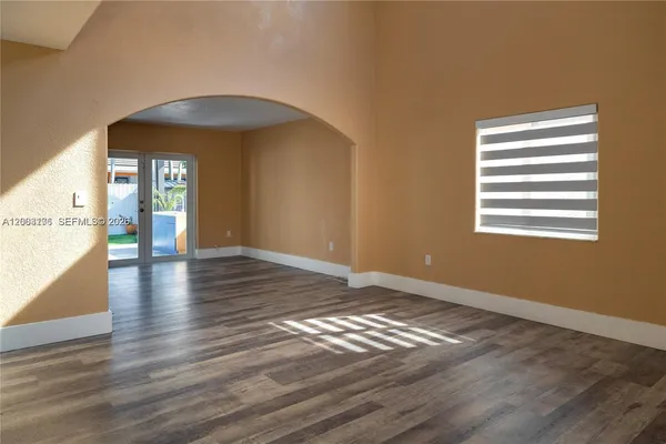 $4,000 | 15981 Southwest 54th Terrace, Miami, FL 33185