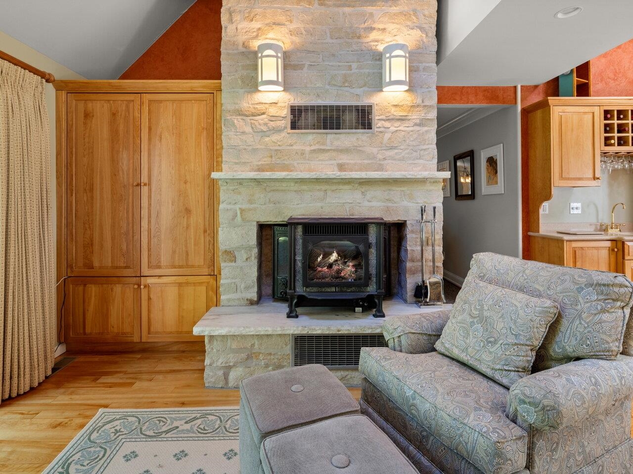 78 Crescent Road Burlington, VT 05401 - Photo 17 of 40
