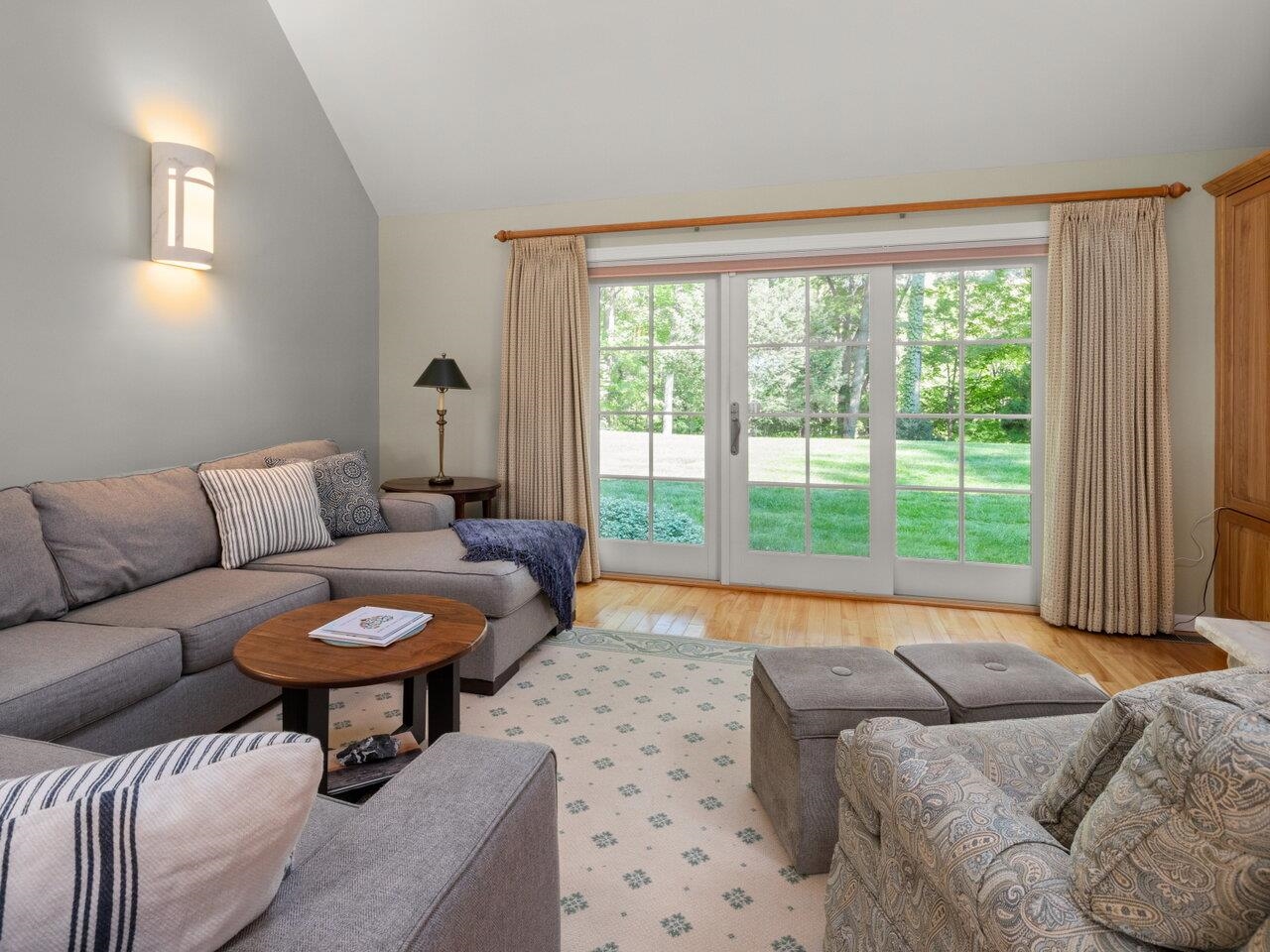 78 Crescent Road Burlington, VT 05401 - Photo 19 of 40