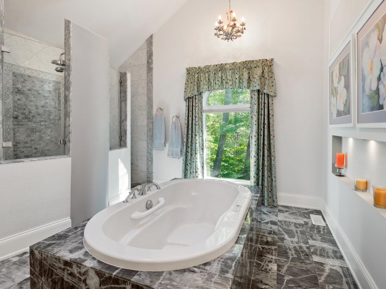 78 Crescent Road Burlington, VT 05401 - Photo 21 of 40