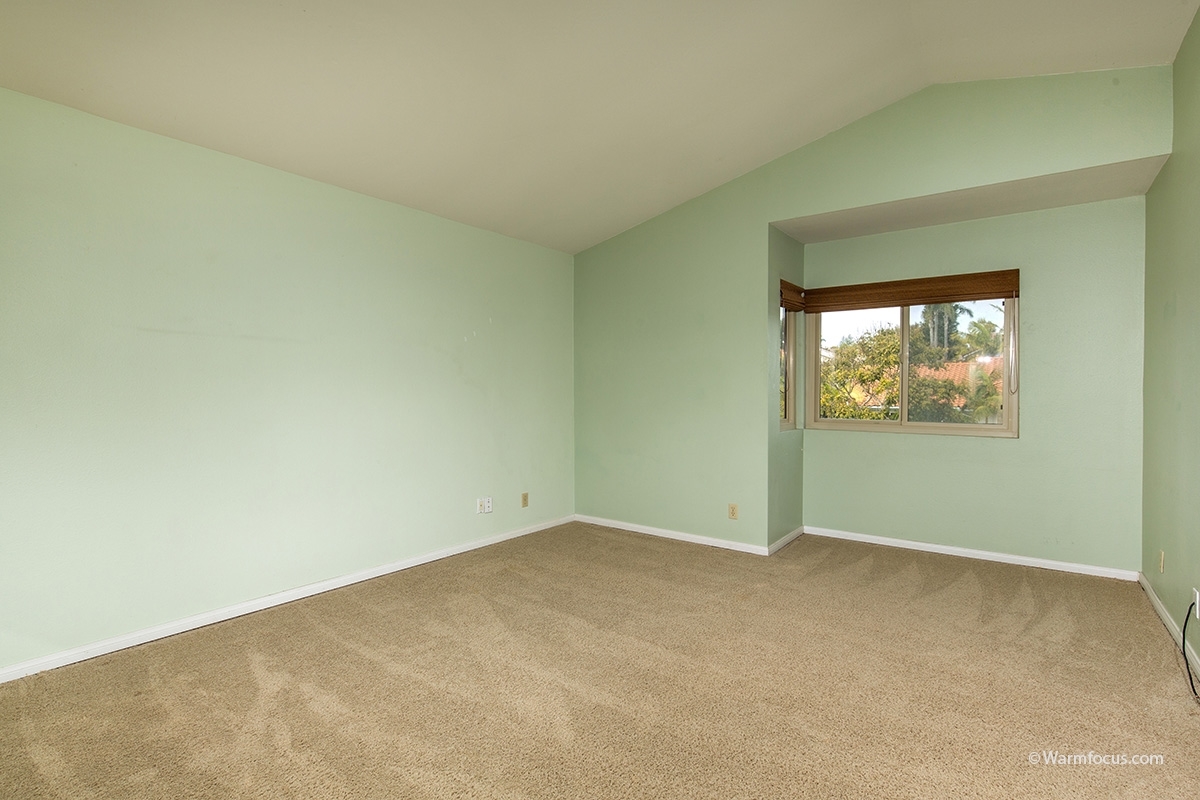 1604 Splitrail Drive Encinitas, CA 92024 - Photo 17 of 25 Large master bedroom can fit a lot of furniture! Note the large alcove in the window.