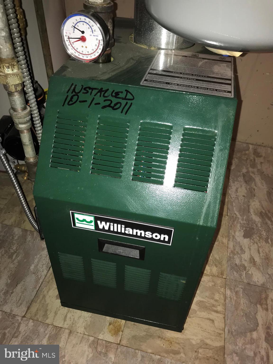 9974 Dungan Road Philadelphia, PA 19115 - Photo 22 of 30 Heater