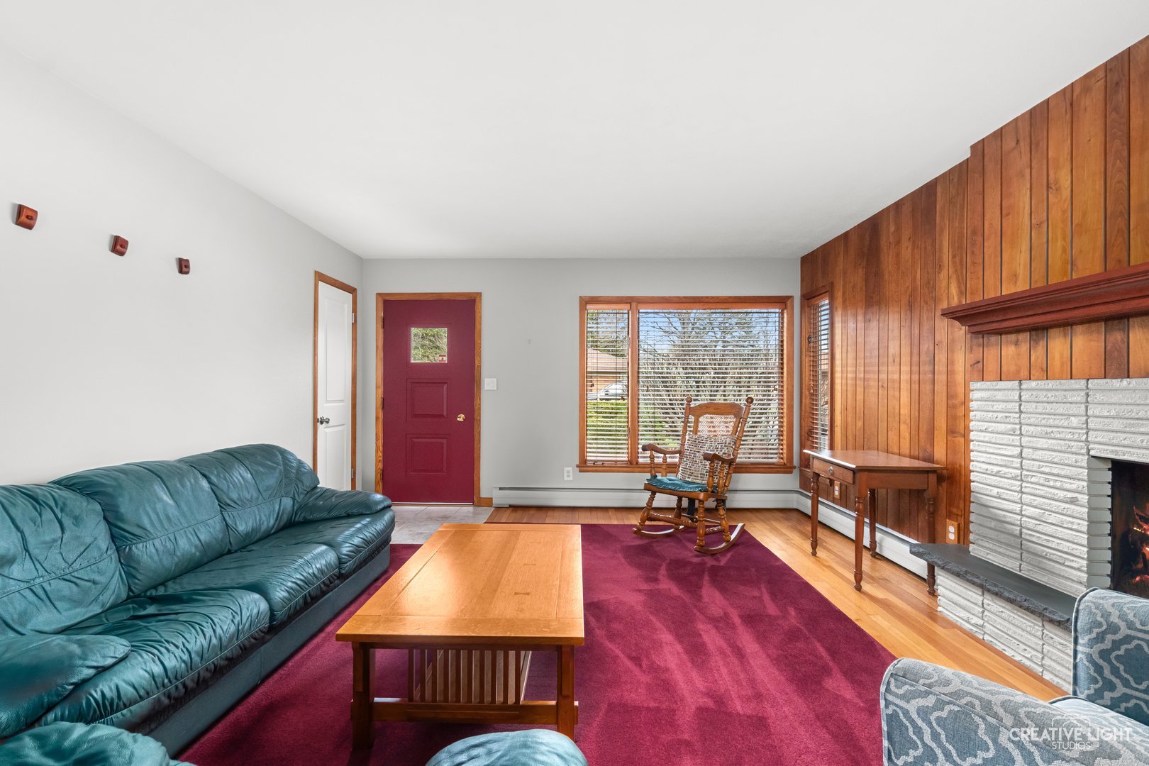 1005 Meadow Lane Elgin, IL 60123 - Photo 4 of 22 a living room with furniture window and wooden floor