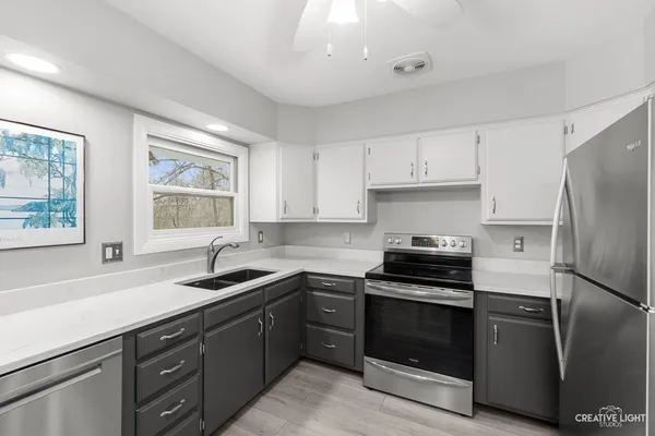 $364,900 | 1005 Meadow Lane, Elgin, IL 60123
