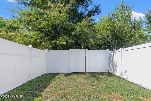 $1,350 | 416 Caldwell Loop, Jacksonville, NC 28546