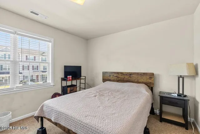 $1,350 | 416 Caldwell Loop, Jacksonville, NC 28546