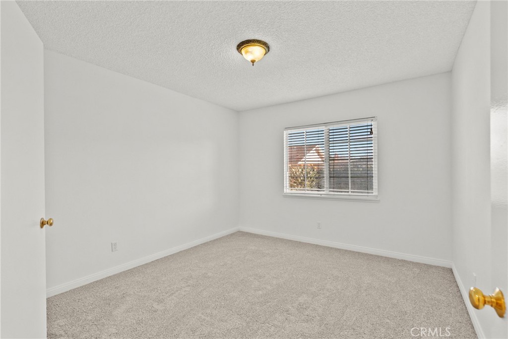 25550 Old Course Way Valencia, CA 91355 - Photo 24 of 48 Downstairs guest room