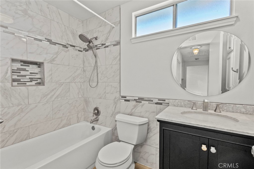 25550 Old Course Way Valencia, CA 91355 - Photo 34 of 48 Primary bath