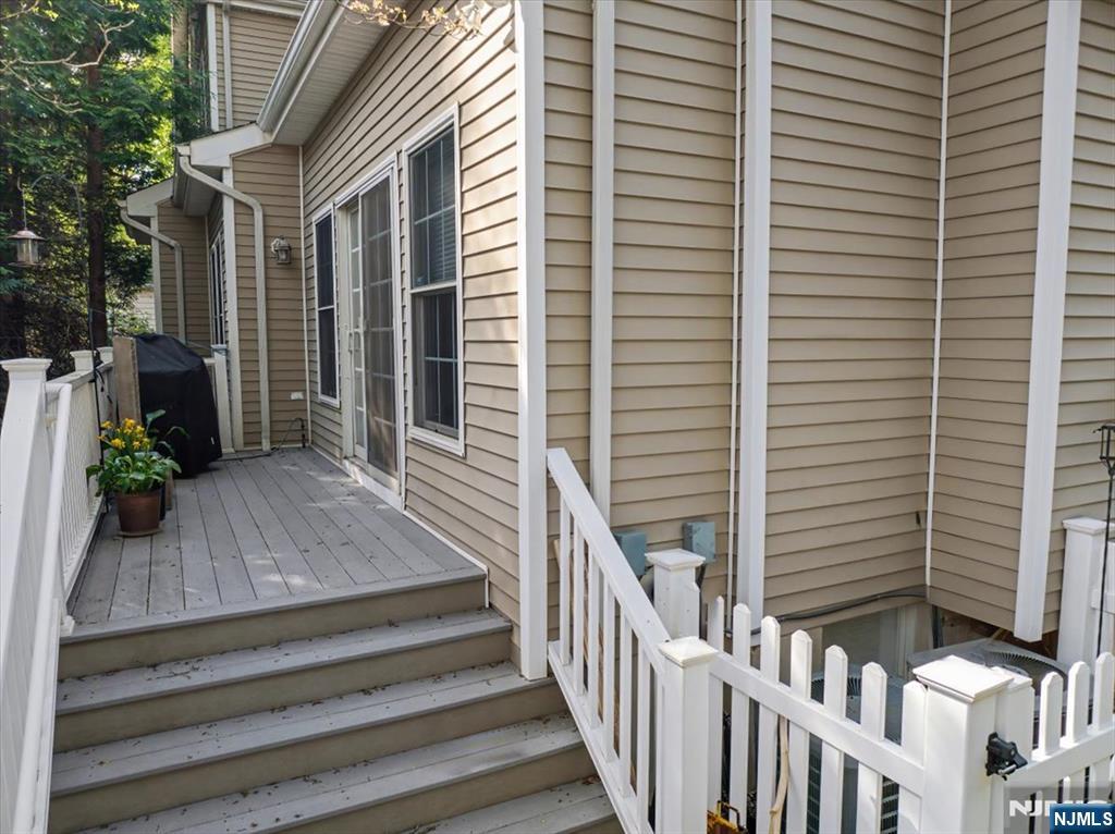 294 Spring Avenue Ridgewood, NJ 07450 - Photo 24 of 29
