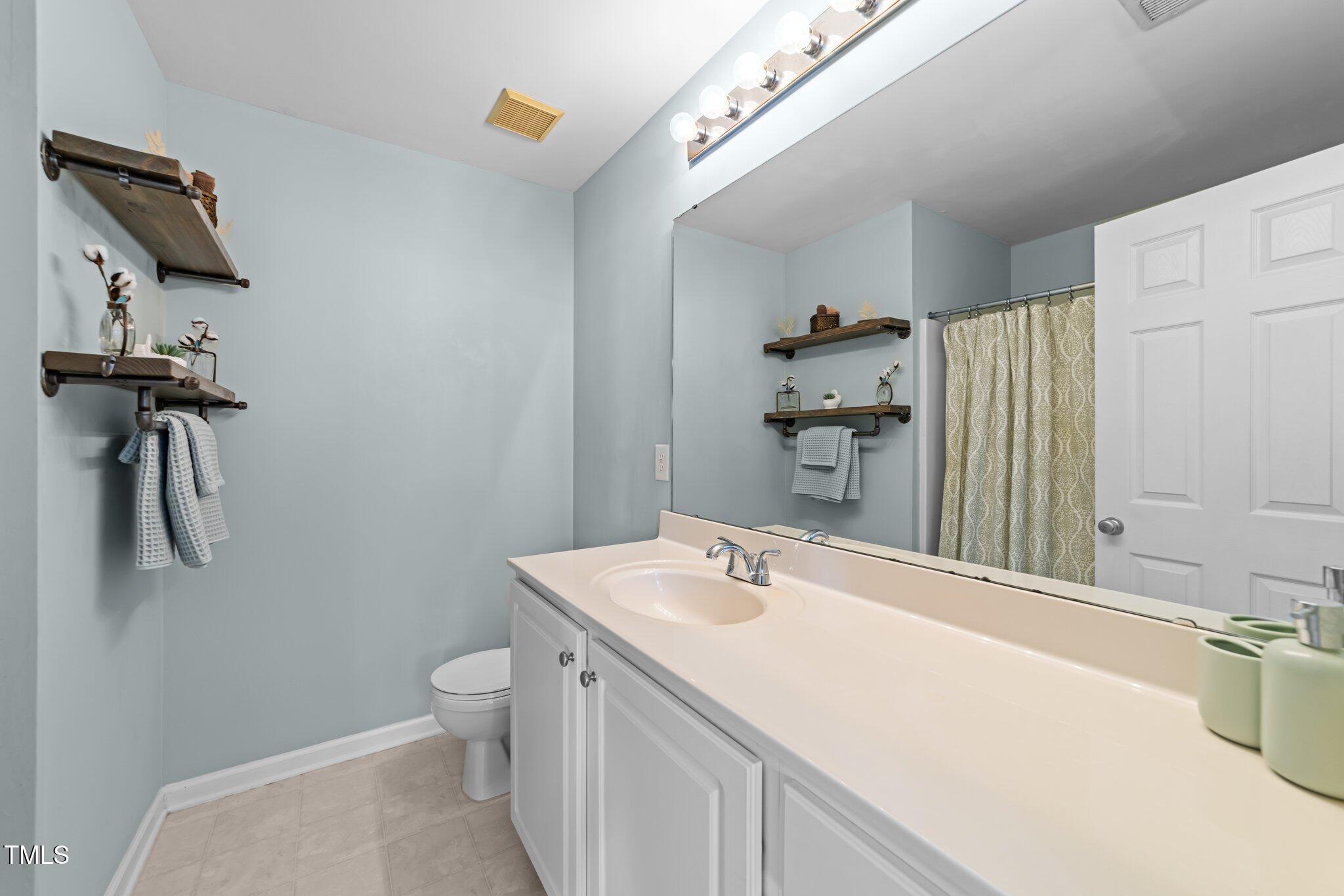 8208 City Loft Court Raleigh, NC 27613 - Photo 18 of 29 20-web-or-mls-3D5A6197