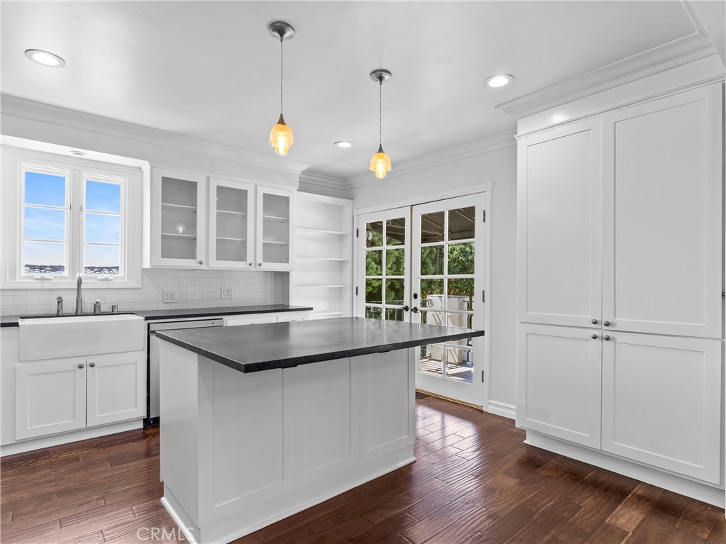 6608 Via Siena Rancho Palos Verdes, CA 90275 - Photo 24 of 52 a kitchen with counter top space and windows