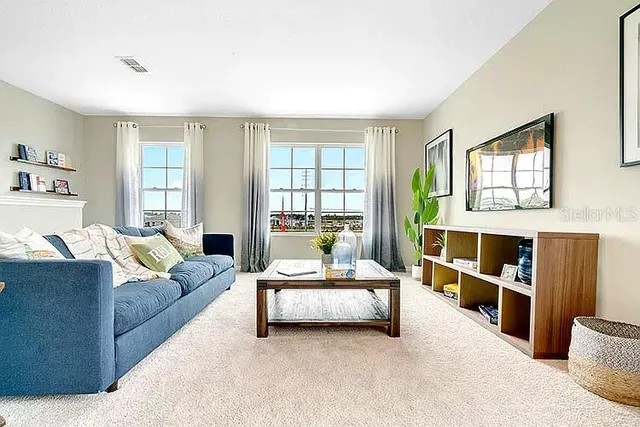 $3,490 | 2030 Maple Ridge Drive, Zellwood, FL 32798