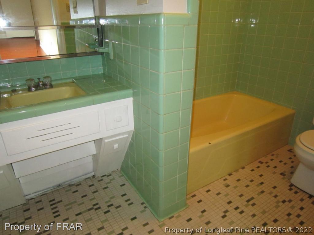 1601 Seabrook Road Fayetteville, NC 28301 - Photo 12 of 18 Gallery Image 12