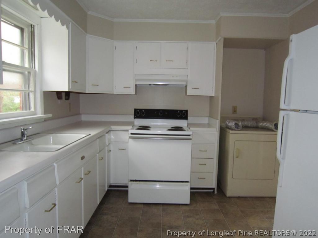 1601 Seabrook Road Fayetteville, NC 28301 - Photo 7 of 18 Gallery Image 7