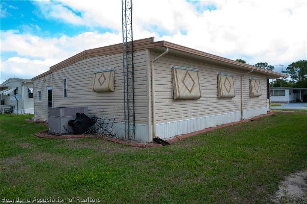 2721 Roger Street Sebring, FL 33872 - Photo 4 of 30