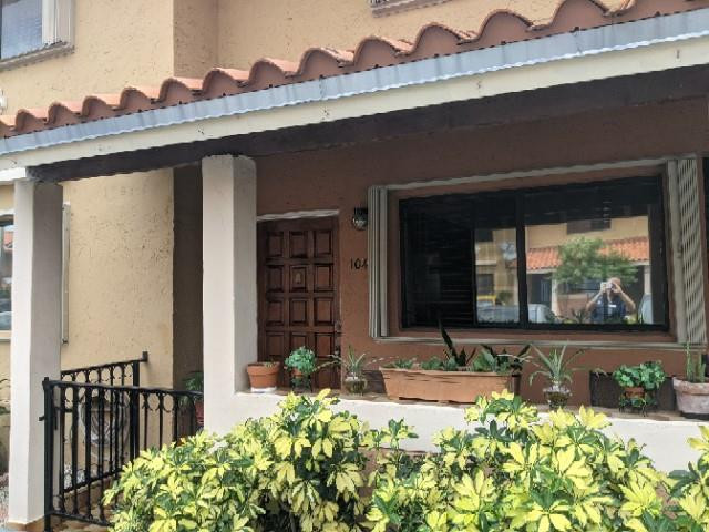 2780 West 61st Street, Unit 104 Hialeah, FL 33016 - Photo 1 of 9 Photo 1