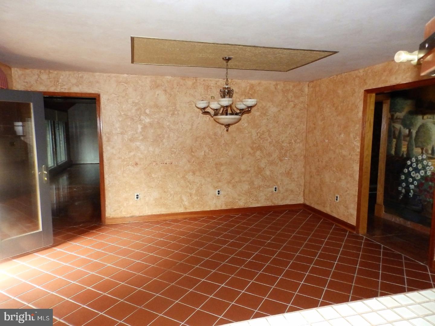 1322 Commissioners Road Mullica Hill, NJ 08062 - Photo 15 of 25