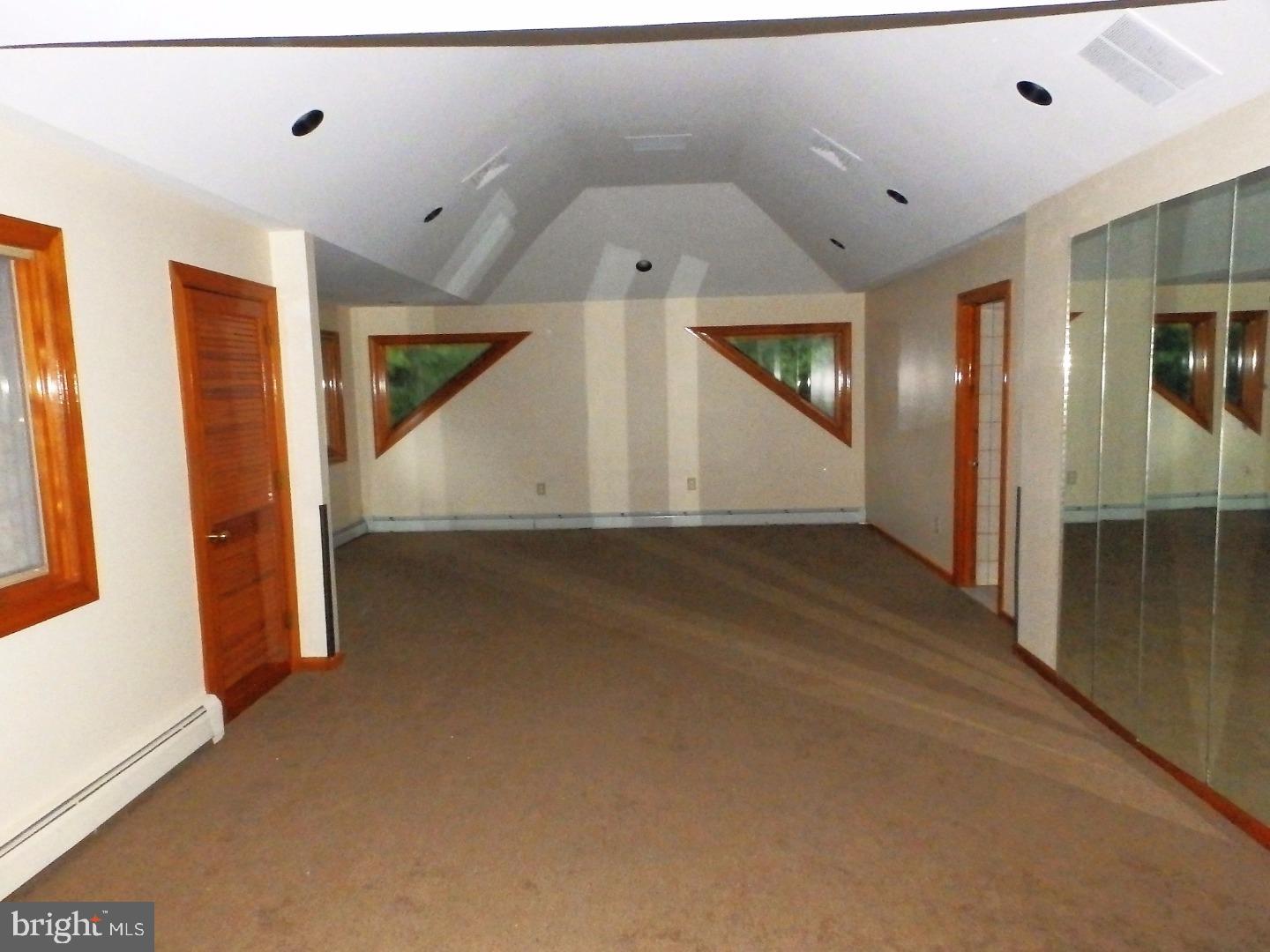 1322 Commissioners Road Mullica Hill, NJ 08062 - Photo 20 of 25