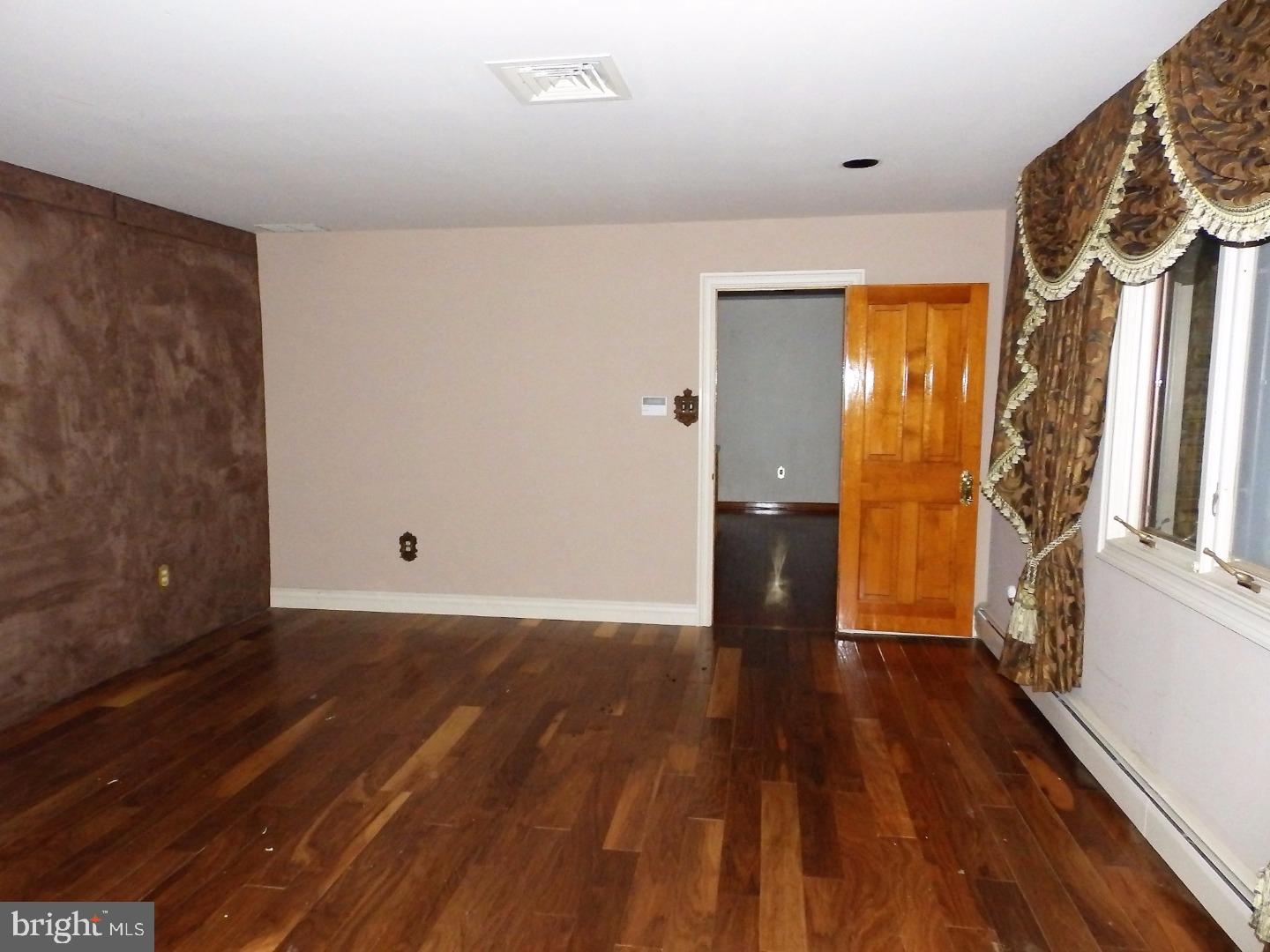 1322 Commissioners Road Mullica Hill, NJ 08062 - Photo 21 of 25