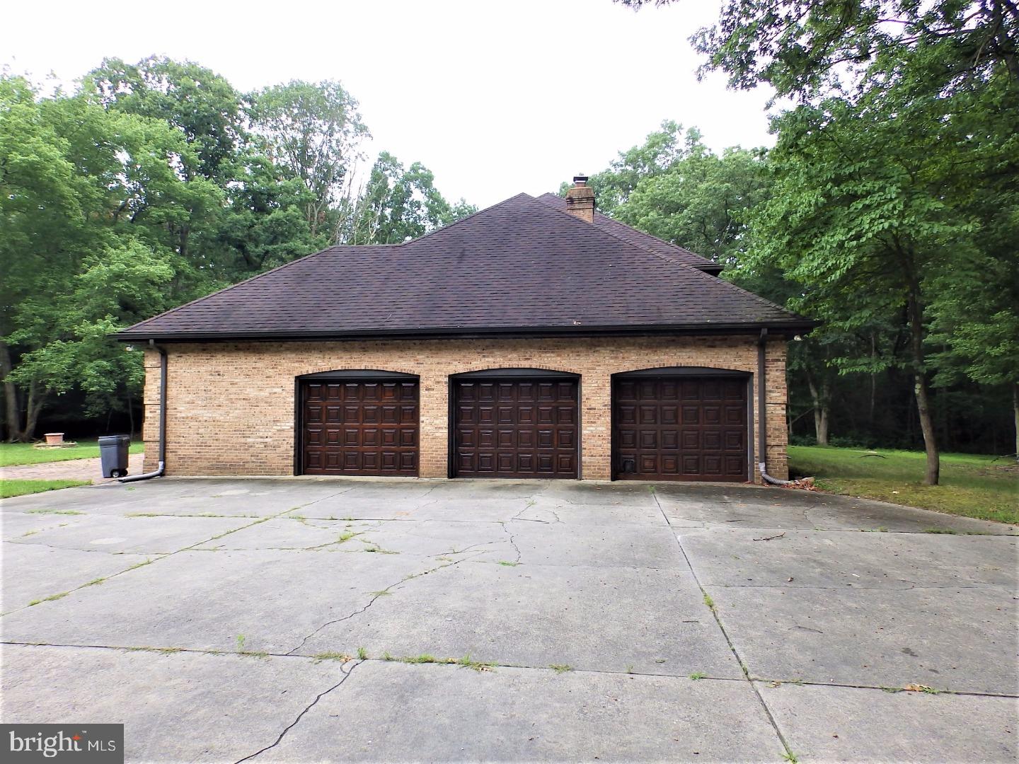 1322 Commissioners Road Mullica Hill, NJ 08062 - Photo 5 of 25