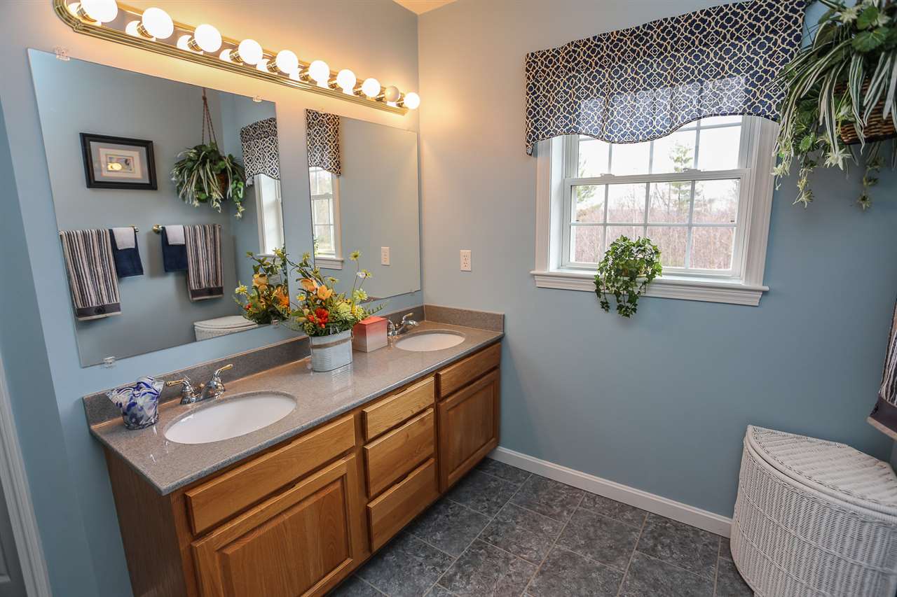 139 Byam Road New Boston, NH 03070 - Photo 19 of 38