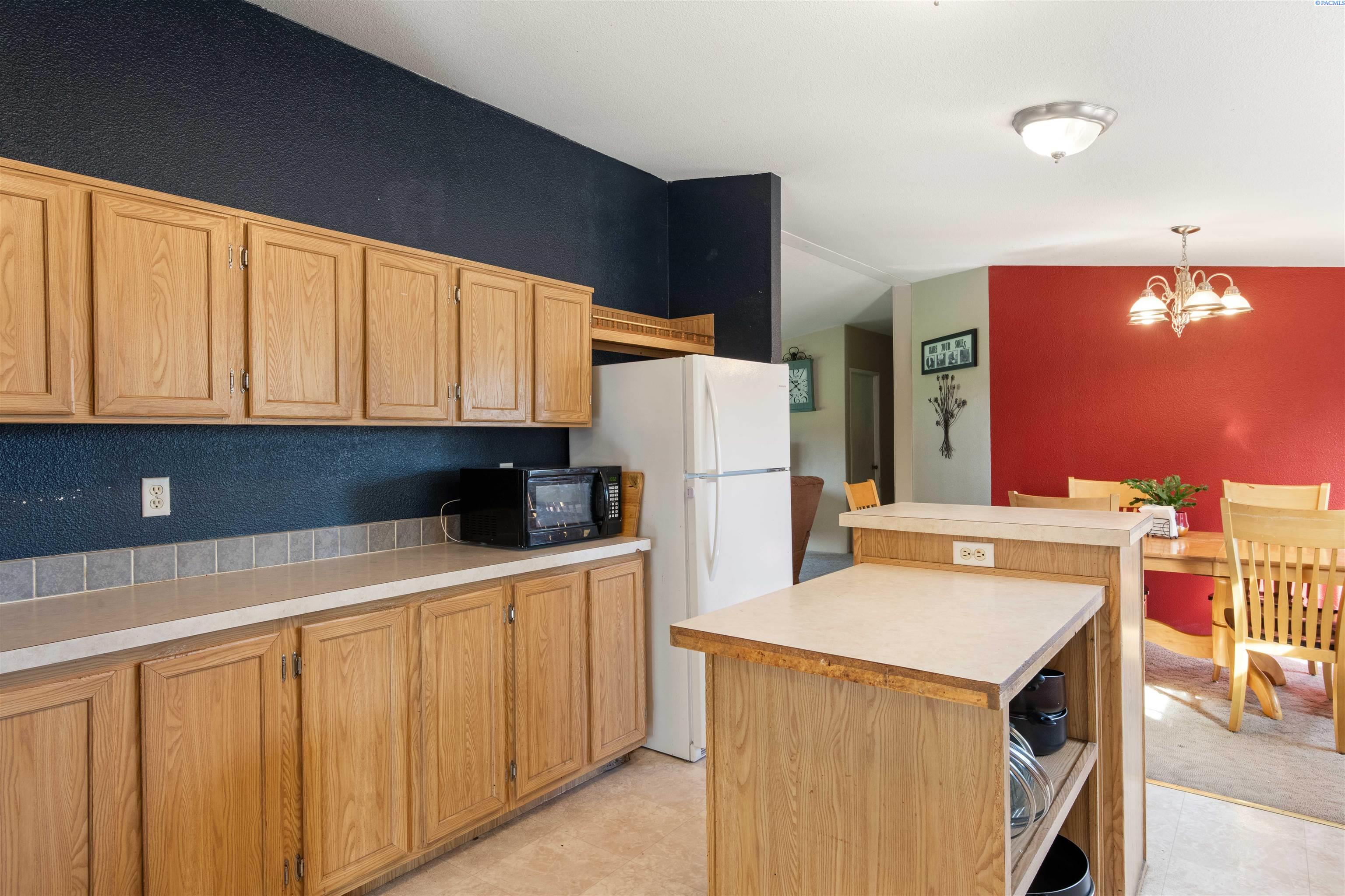35805 North Sunset Road Benton City, WA 99320 - Photo 12 of 36 Gallery Image 12