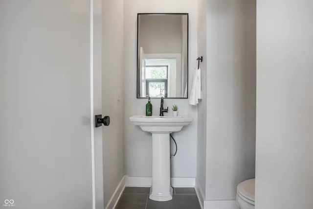 $3,850 | 1561 North College Avenue, Indianapolis, IN 46202