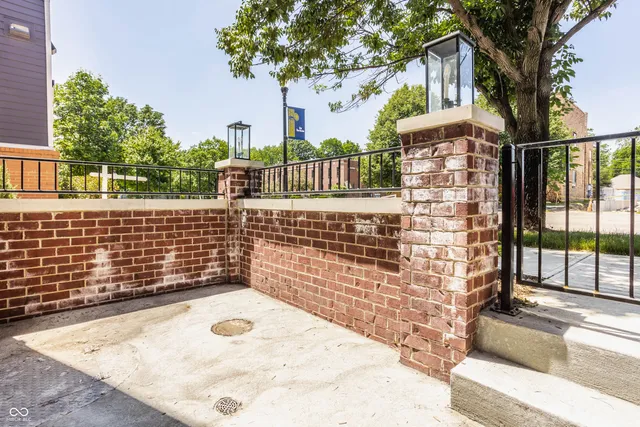 $3,850 | 1561 North College Avenue, Indianapolis, IN 46202