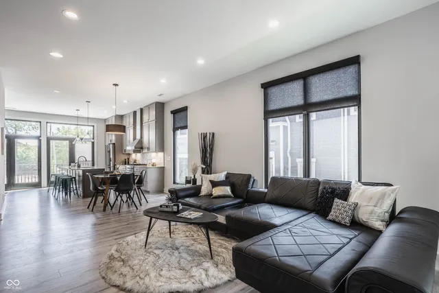 $3,850 | 1561 North College Avenue, Indianapolis, IN 46202