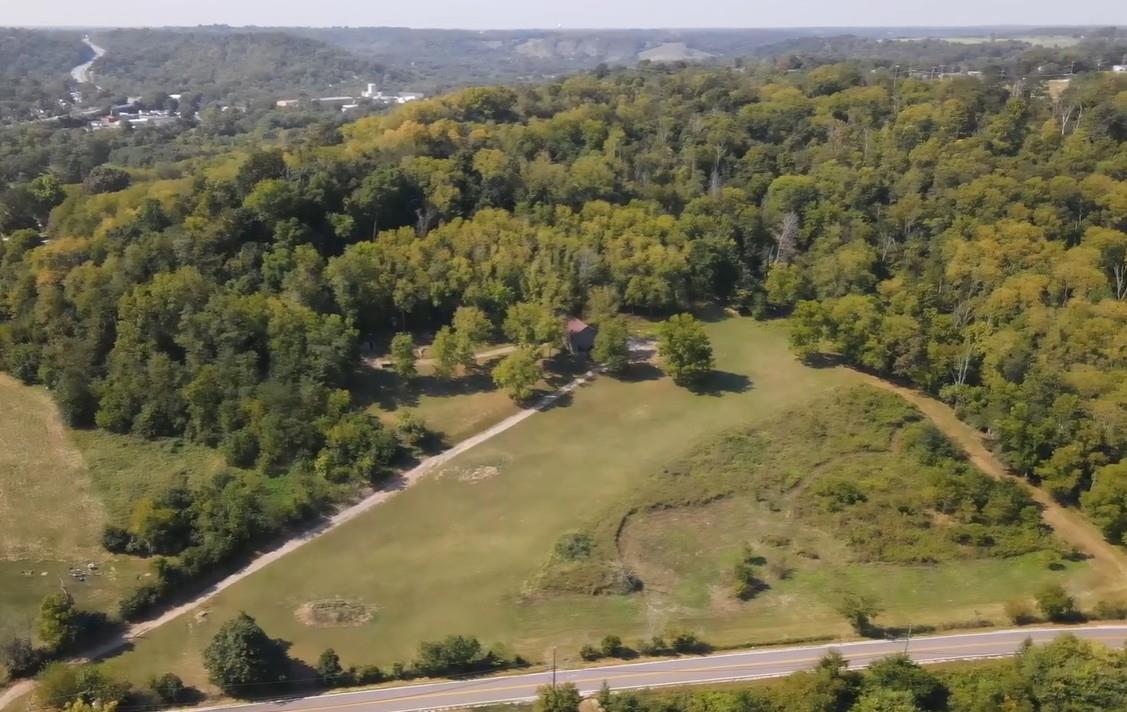 5143 North Hogan Road Aurora, IN 47001 - Photo 7 of 24