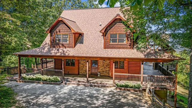 $1,135,000 | 1150 Mountain High Drive, Mineral Bluff, GA 30559